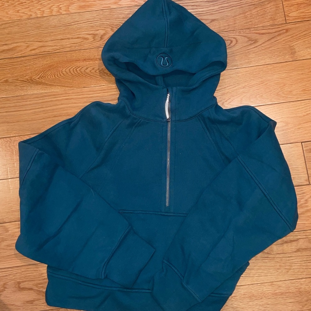 Lululemon scruba oversized half zip